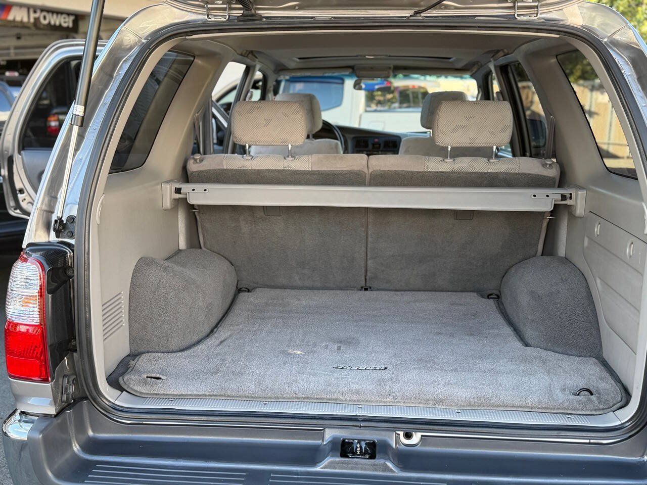 Used 2002 Toyota 4Runner SR5 AWD/4WD image 99