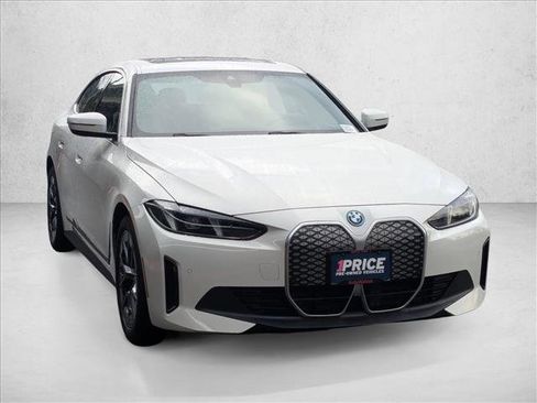 Certified 2025 BMW i4 xDrive40i w/ Premium Package image 3