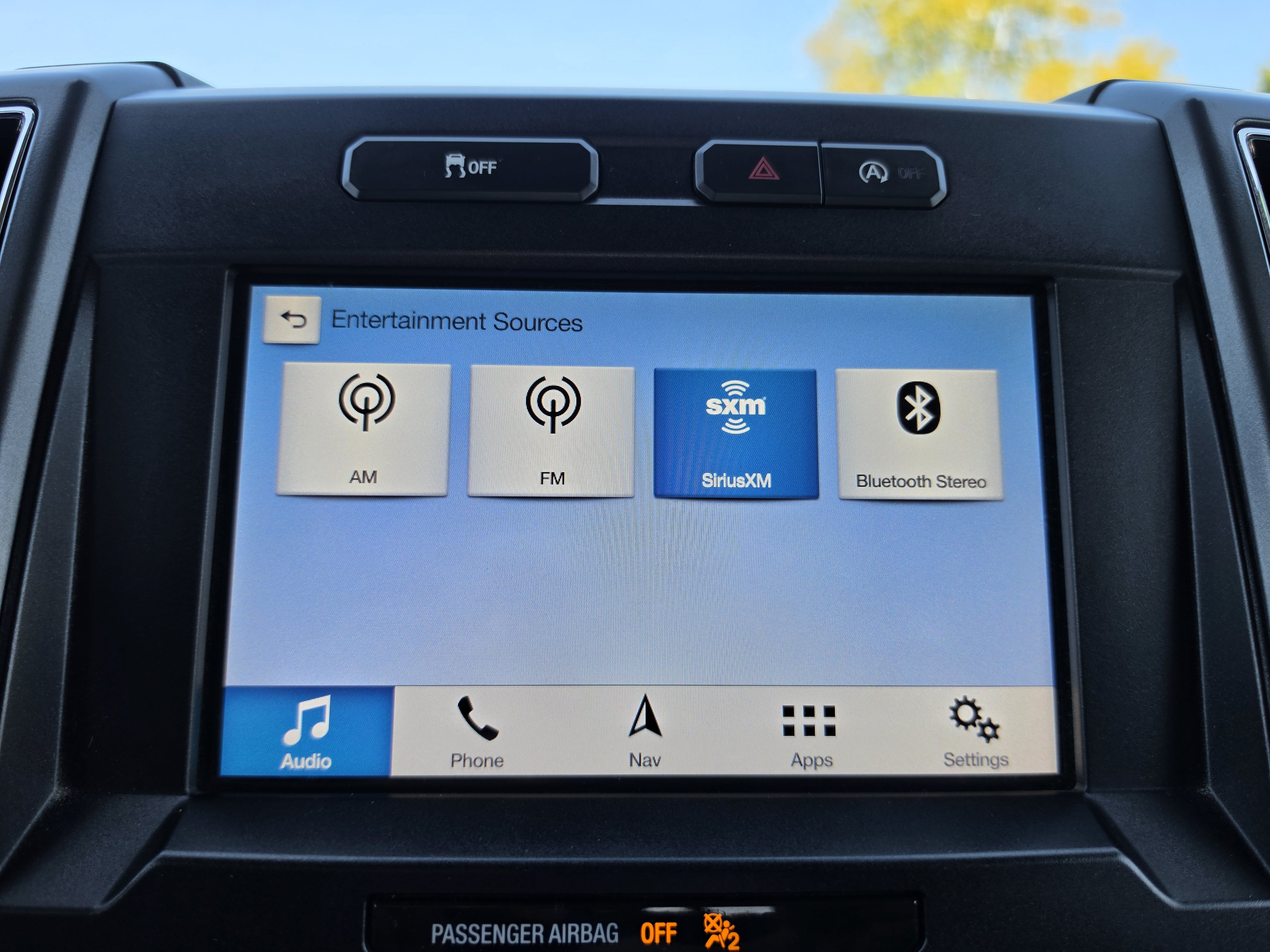 Used 2019 Ford F150 XLT w/ Equipment Group 302A Luxury AWD/4WD image 27