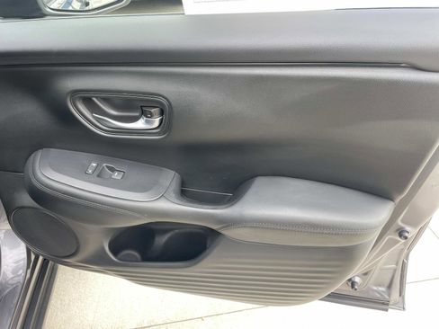 Certified 2025 Honda HR-V LX image 20