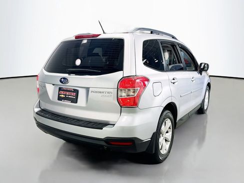 Used 2015 Subaru Forester 2.5i w/ Alloy Wheel Package image 8