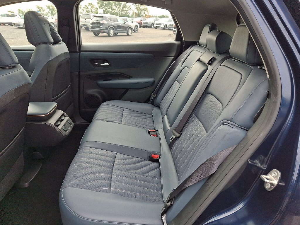 Certified 2024 Nissan Ariya AWD image 11