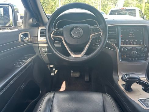Used 2014 Jeep Grand Cherokee Limited AWD/4WD image 17
