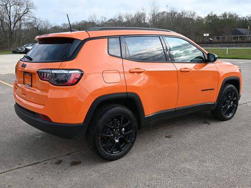 New 2026 Jeep Compass Latitude image 5