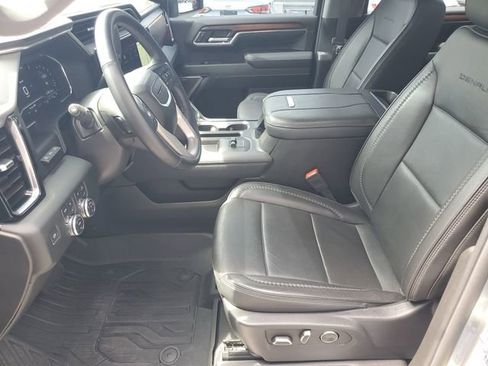 Used 2024 GMC Sierra 3500 Denali w/ Denali Reserve Package AWD/4WD image 25
