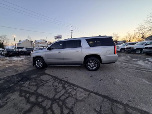 Used 2016 GMC Yukon XL Denali w/ Open Road Package image 37