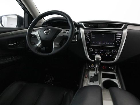 Used 2018 Nissan Murano SL w/ Midnight Edition Package FWD image 10
