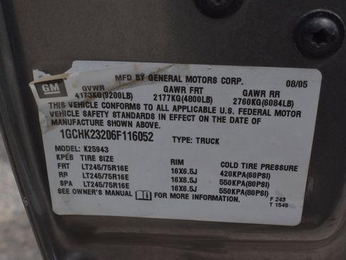 Used 2006 Chevrolet Silverado 2500 W/T AWD/4WD image 31
