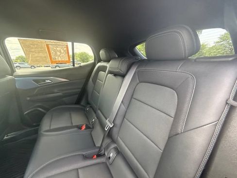 Used 2024 Chevrolet Equinox EV LT w/ LPO, Blackout Package AWD/4WD image 33