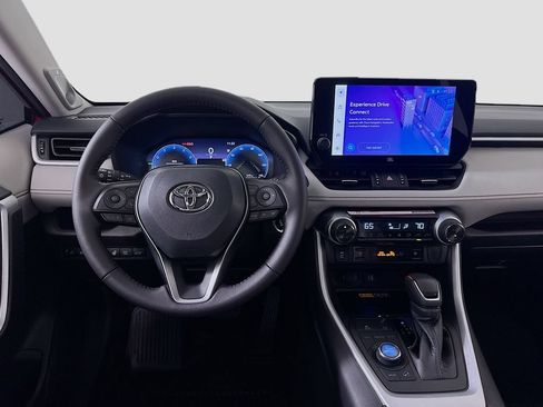 Used 2025 Toyota RAV4 Limited AWD/4WD image 25