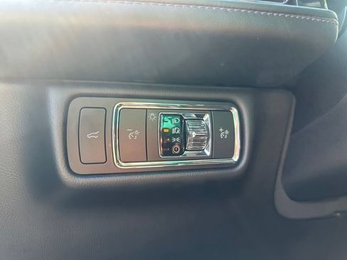 Used 2022 Lincoln Aviator Reserve AWD/4WD image 22