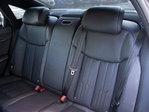 Used 2021 Audi A8 L 3.0T w/ Executive Plus Package image 22