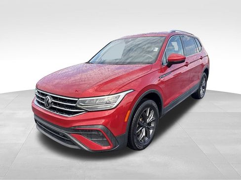 Used 2022 Volkswagen Tiguan SE AWD/4WD image 8