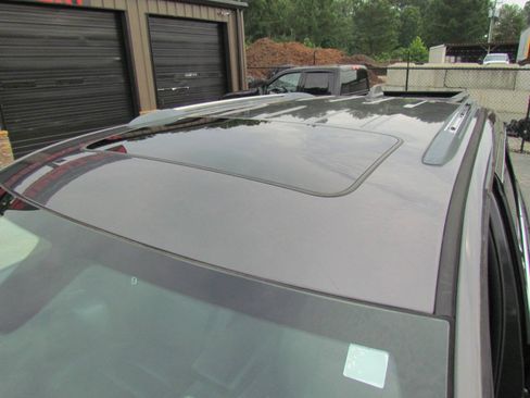 Used 2015 Jeep Grand Cherokee Limited AWD/4WD image 25