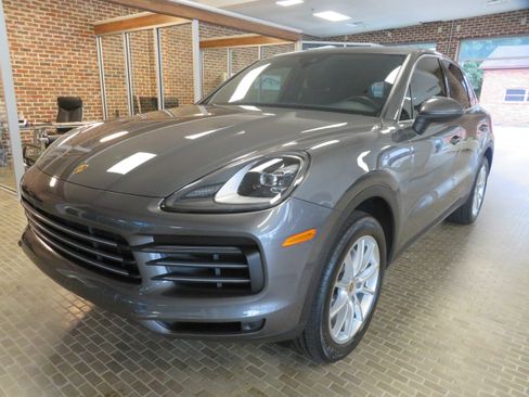 Used 2019 Porsche Cayenne image 1