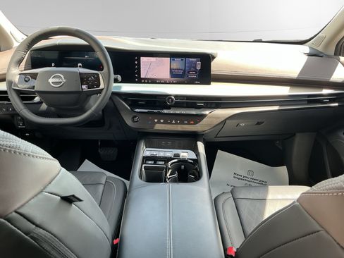 Used 2025 Nissan Murano Platinum w/ Cargo Package AWD/4WD image 10