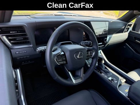 Certified 2026 Lexus GX 550 w/ Accessory Package (2T) AWD/4WD image 3