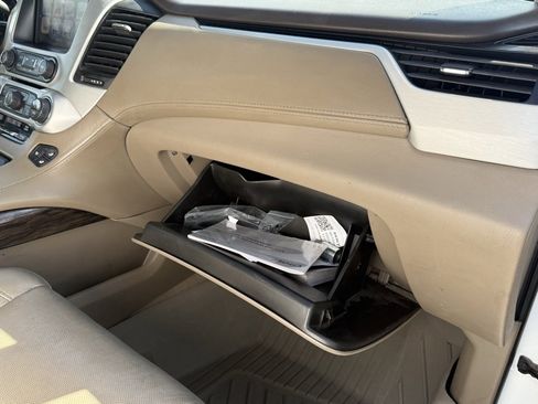 Used 2020 GMC Yukon XL SLT w/ Premium Edition image 60