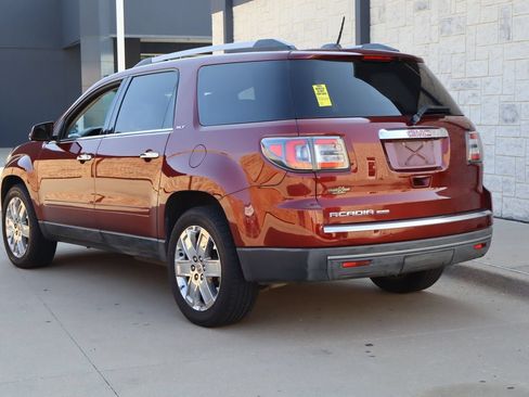 Used 2017 GMC Acadia Limited SLT FWD image 3