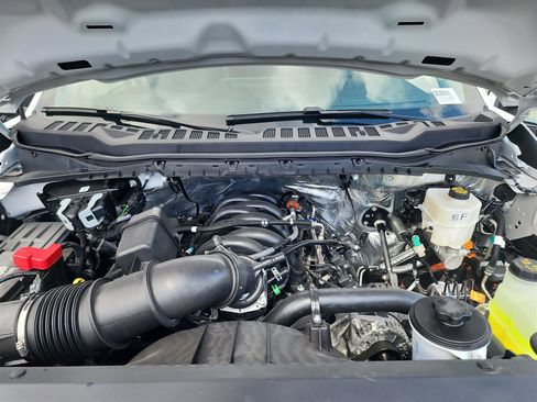 New 2025 Ford F350 XL w/ XL Chrome Package image 13