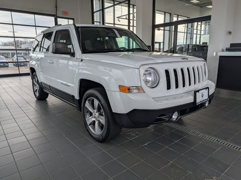Used 2017 Jeep Patriot High Altitude image 1