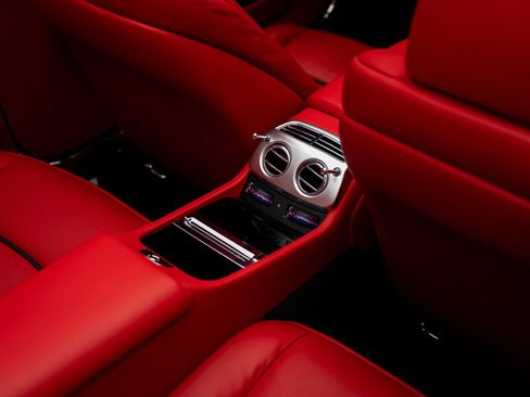 Used 2017 Rolls-Royce Dawn RWD image 76