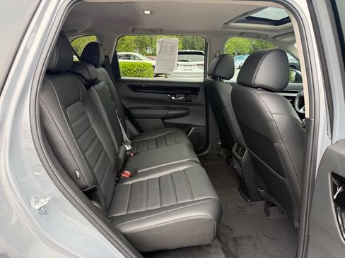 Used 2025 Honda CR-V EX-L image 17