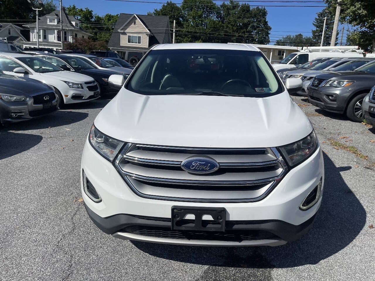 Used 2017 Ford Edge SEL w/ Equipment Group 201A AWD/4WD image 3