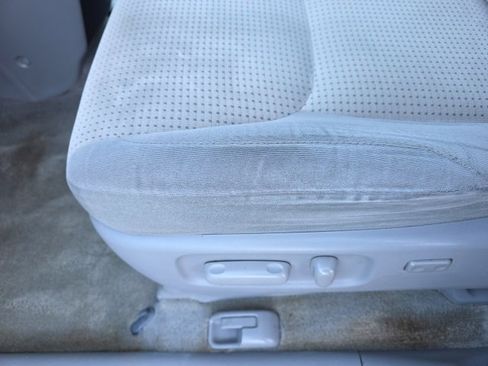 Used 2010 Toyota Sienna LE image 14