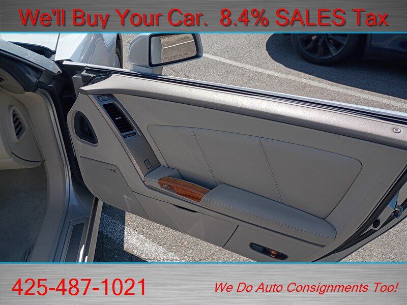 Used 2005 Cadillac XLR RWD image 23