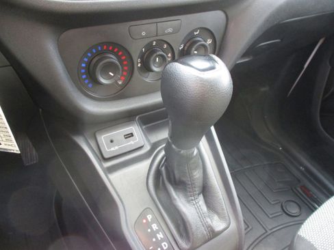 Used 2018 RAM ProMaster City Tradesman image 20