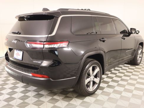 Used 2021 Jeep Grand Cherokee L Limited w/ Luxury Tech Group II image 24