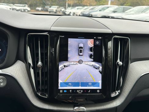 Certified 2025 Volvo XC60 B5 Plus image 42