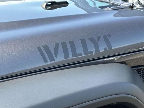Certified 2024 Jeep Wrangler Willys image 10