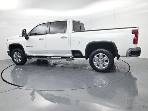 Used 2021 Chevrolet Silverado 2500 LTZ w/ LTZ Plus Package AWD/4WD image 5