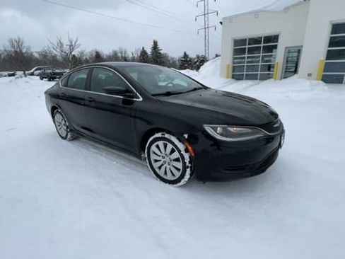 Used 2015 Chrysler 200 LX image 2