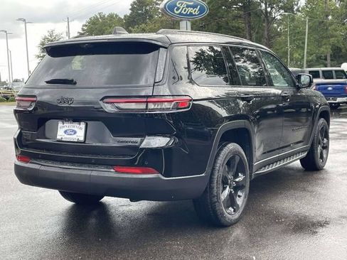 Used 2024 Jeep Grand Cherokee L Limited w/ Luxury Tech Group II AWD/4WD image 27