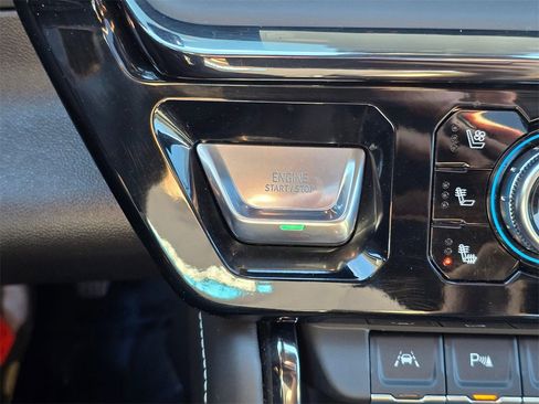 Used 2024 GMC Sierra 1500 AT4X image 34