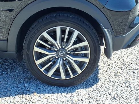 Used 2024 Nissan Kicks SV FWD image 14