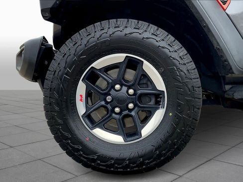 Used 2019 Jeep Wrangler Unlimited Rubicon w/ LED Lighting Group image 10