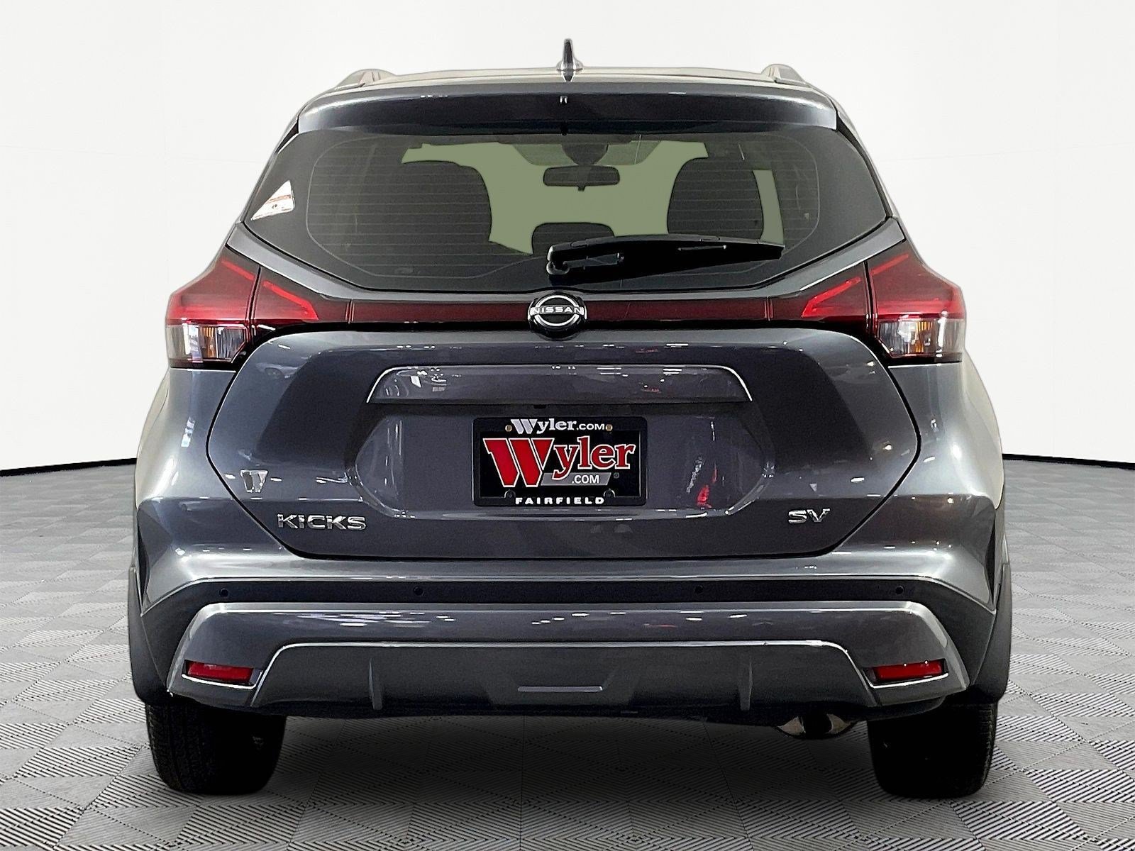 Certified 2023 Nissan Kicks SV FWD image 5