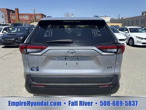 Used 2023 Toyota RAV4 XLE FWD image 4