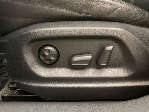 Used 2015 Audi Q3 2.0T Prestige w/ Prestige Package image 24