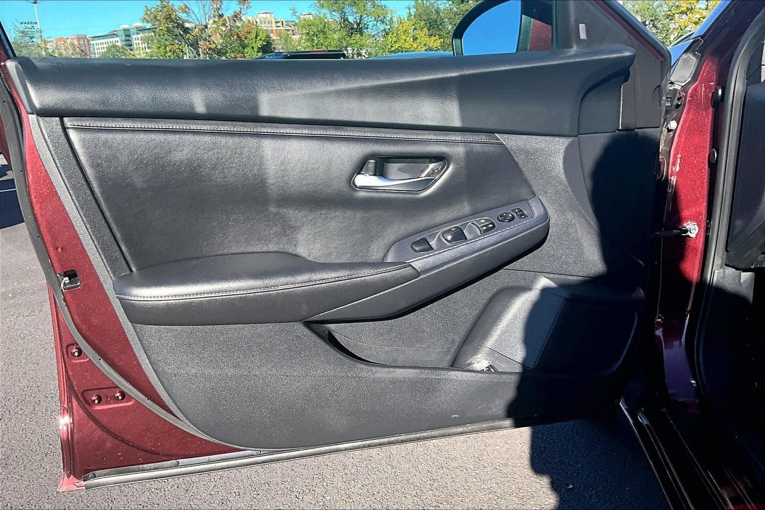 Used 2023 Nissan Sentra SV FWD image 21