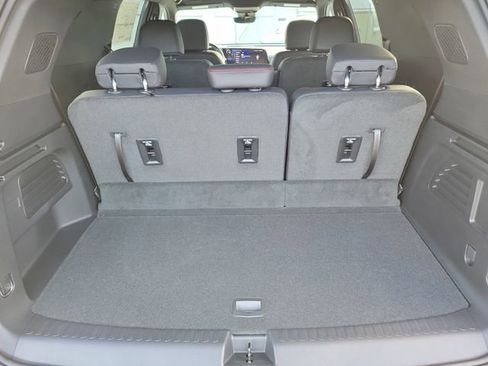 New 2026 Chevrolet Traverse Z71 w/ Enhanced Driving Package AWD/4WD image 10