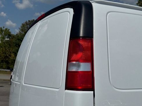 New 2025 Chevrolet Express 3500 Extended w/ Driver Convenience Package RWD image 12