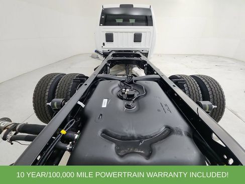New 2026 RAM 5500 Tradesman w/ Chrome Appearance Group AWD/4WD image 7