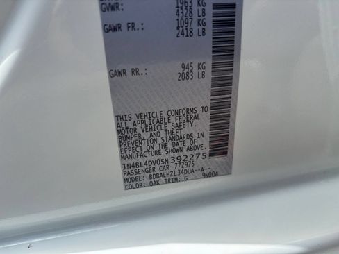 Used 2025 Nissan Altima 2.5 SV FWD image 29