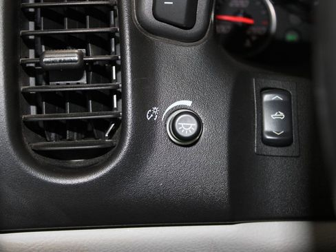 Used 2006 Chevrolet Corvette Convertible w/ Preferred Equipment Group image 31