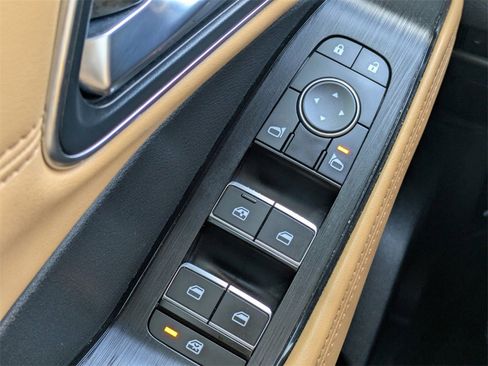 Used 2023 Nissan Rogue Platinum w/ Platinum Premium Package image 28